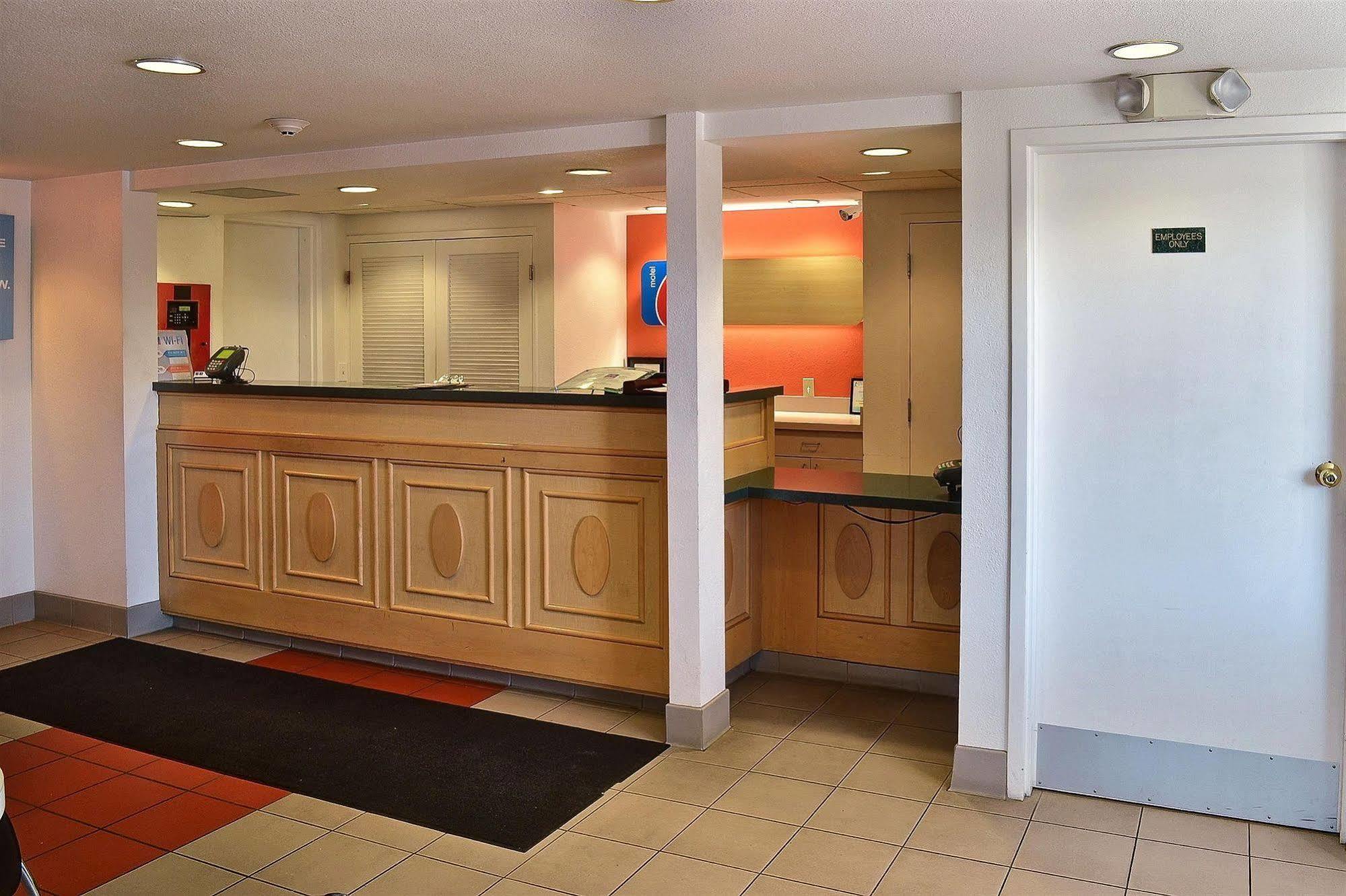 Motel 6-Billings, Mt - North Exterior photo