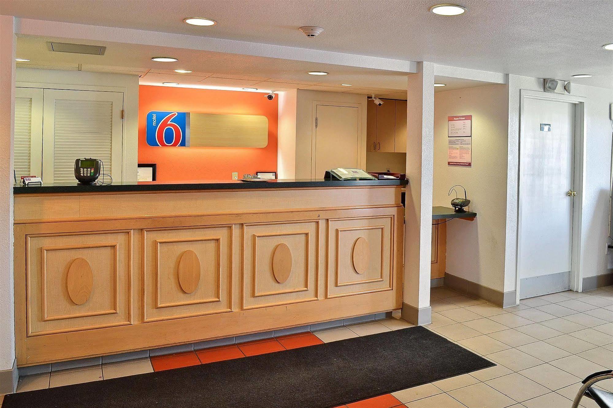 Motel 6-Billings, Mt - North Exterior photo